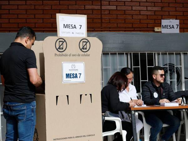 Las urnas en Colombia abrieron a las 8:00 hora local para una segunda vuelta.