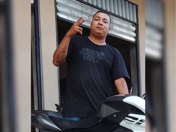 Como Maynor Duarte Rodríguez fue identificado el hombre que fue asesinado en una gasolinera en Choluteca.