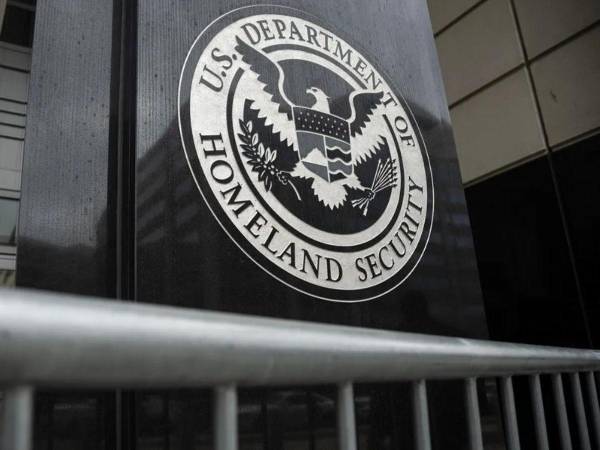 El DHS ha asignado en los últimos años unos 10.000 millones de dólares anuales al ICE para su funcionamiento.