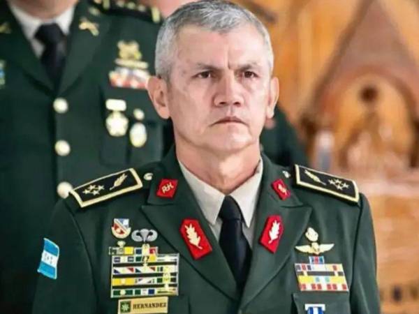 El exjefe de las Fuerzas Armadas, Roosevelt Hernández.