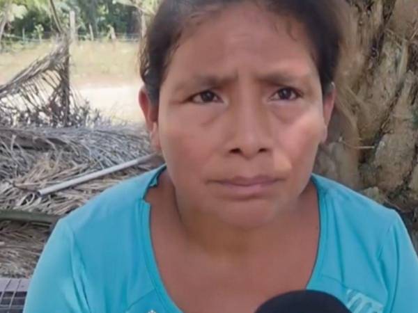 Duros momentos atraviesan los familiares de las 20 víctimas que dejó la masacre registrada en la aldea Rigores, Trujillo, Colón, el pasado jueves 21 de mayo, en una finca de palma africana.