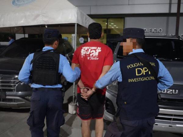 Un estudiante de 18 años habría planeado el crimen de Darwin Antonio Bueso, joven reportado como desaparecido y posteriormente encontrado en un río en el sector de Chamelecón, según informó la policía.