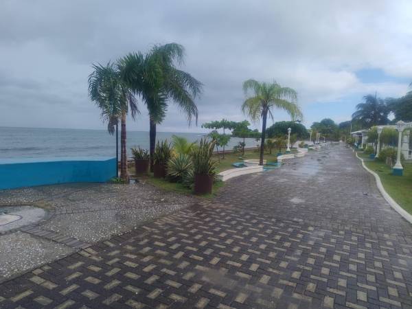 La costa atlántica será la más afectada por el descenso de temperaturas y las lluvias provocadas por el nuevo frente frío que impactará al país entre este miércoles y jueves.