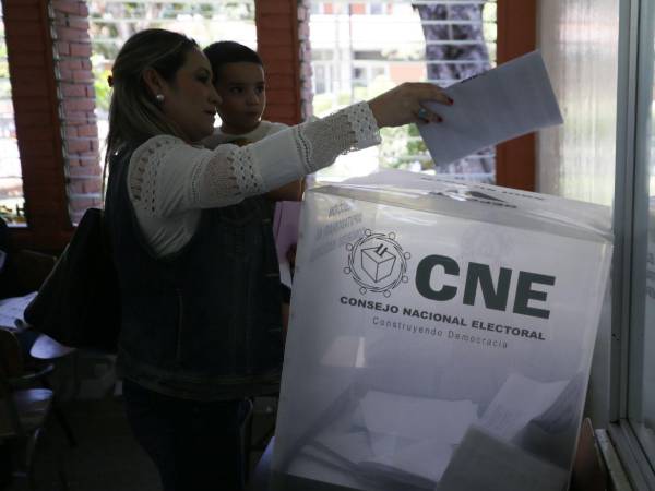 El gobierno de Donald Trump advirtió que seguirá de cerca los comicios hondureños para garantizar el respeto a la democracia y al voto ciudadano.