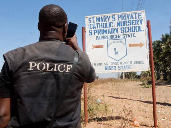 Arcadia señaló que la falta de respuesta del gobierno nigeriano y del sistema internacional agrava la crisis y deja a las comunidades vulnerables frente a una violencia sistemática.