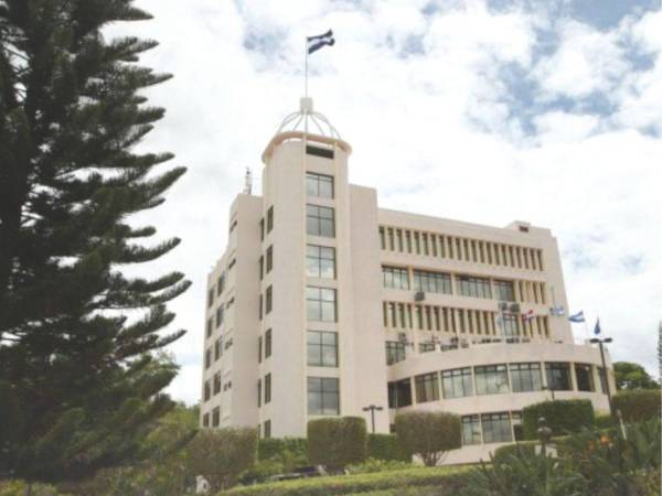 Las consultorías fueron otorgadas a inicios de este 2025, según constató EL HERALDO.