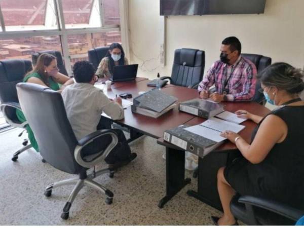 En 2022, un equipo de fiscales del Ministerio Público interrogó a los funcionarios de la UCP que ahora figuran en el requerimiento fiscal.