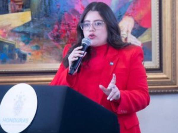 Recientemente, Zulmit Rivera fue juramentada como vicecanciller de Asuntos Migratorios, en sustitución de Antonio García.