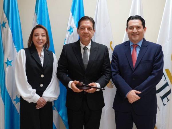 Las autoridades del TJE informaron que la agenda de trabajo incluye cinco expedientes y que el pleno del Tribunal no da exclusividad ni prioridad a ningún caso en particular