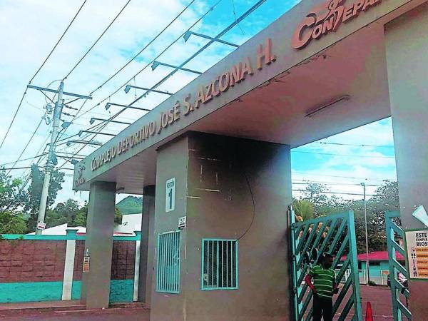 La convocatoria, hecha por la candidata presidencial Rixi Moncada, anunciaba una movilización permanente desde el 9 de noviembre, sin embargo, los espacios designados como punto de reunión permanecen desocupados. En la entrada se avistaba un panorama tranquilo, sin presencia de personas extrañas, solo maestros con sus uniformes de Condepor, algunos niños y adultos en las canchas realizando actividades deportivas.