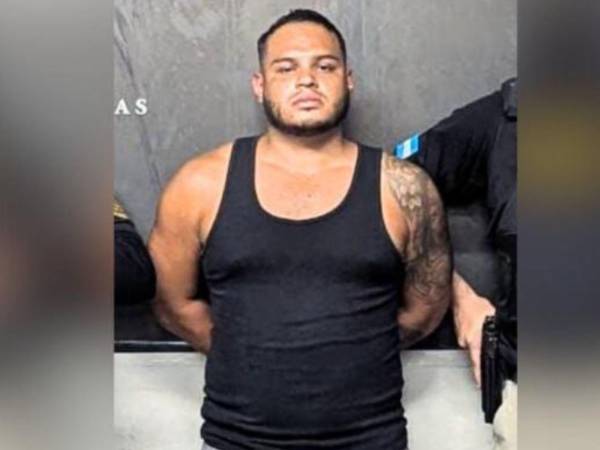 Detienen en Tegucigalpa a presunto cabecilla de “Al Qaeda”, vinculado al tráfico de drogas, según las autoridades policiales.