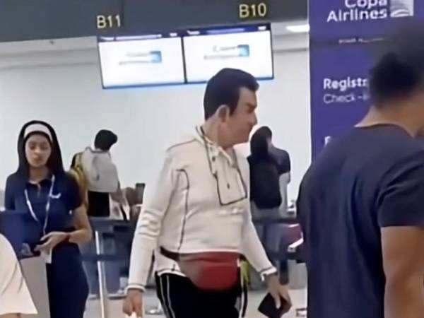 A su salida se generó especulaciones que el cambio de ruta usando como conexión Panamá, se debería por restricciones en el visado de la diputada, sin embargo, la versión aún no ha sido confirmada o desmentida.