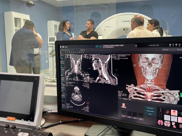 El nuevo tomógrafo de alta tecnología permitirá al Materno Infantil realizar hasta 2,300 estudios mensuales.