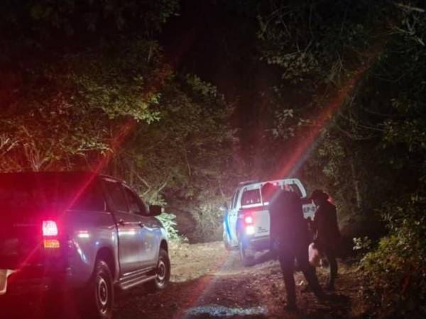 La pareja fue interceptada por desconocidos en una solitaria calle de Coray, Valle, en el sur de Honduras.