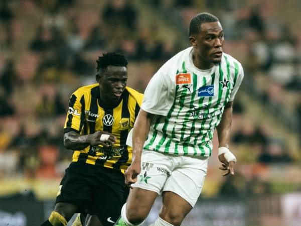 El hondureño Deybi Flores no seguirá en las filas del Al-Najma.