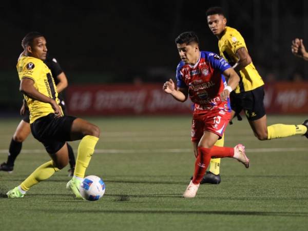 Xelajú elimina a Real España en penales y jugará la final de Copa Centroamericana