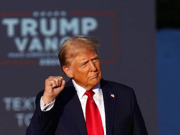 Trump hace propuestas sobre el dólar, sin embargo, analistas no están de acuerdo con él.