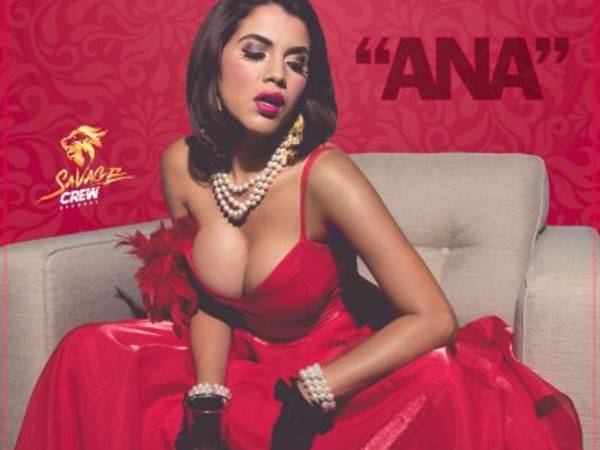 La primera canción que Monika Tuncbilek grabó fue “Carnaval de La Ceiba” y tuvo mucha aceptación entre el público hondureño.