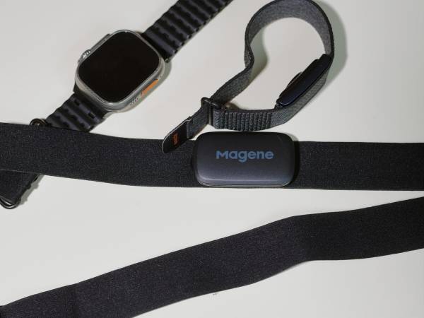 Wearable devices that can measure heart rate variability, in New York, March 6, 2026. To help clients raise their HRV, some consultants train them to breathe at a slow, steady rate known as the Òresonance frequencyÓ for several minutes a day. (Gili Benita/The New York Times)