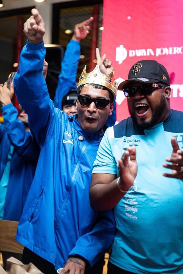 Supremo se reencuentra con su ex y show de portero en conferencia de tiktokers de Honduras y Nicaragua