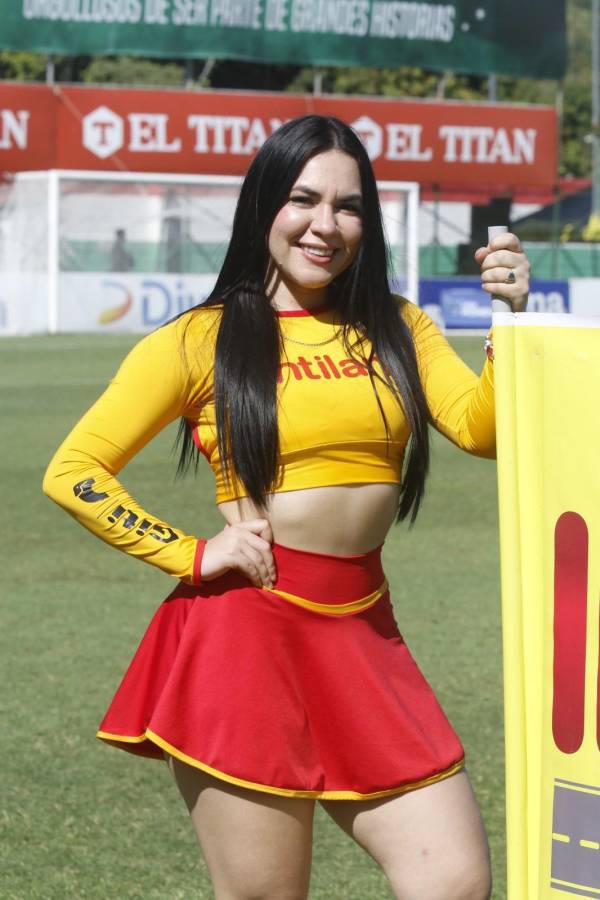 Regreso de “Chelito”, pelea de Anangonó y las bellas chicas en el estadio Yankel Rosenthal