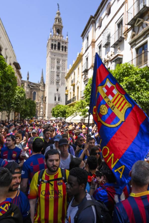 Pelea con jugador, ambiente hostil y arrestados previo a final entre Barcelona y Real Madrid Pelea con jugador, ambiente hostil y arrestados previo a final entre Barcelona y Real Madrid