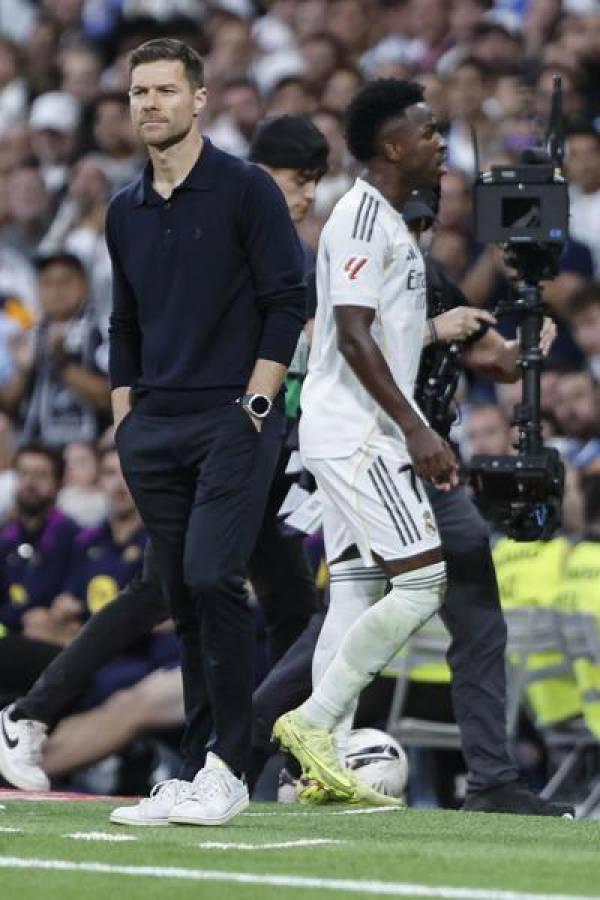 Provocación de Vinícius a Yamal y pelea entre suplentes de Real Madrid y Barcelona