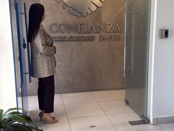 La sociedad administradora de garantías Confianza S.A., con su oficina principal en Tegucigalpa, espera iniciar operaciones a finales de 2027 en Centroamérica y República Dominicana.