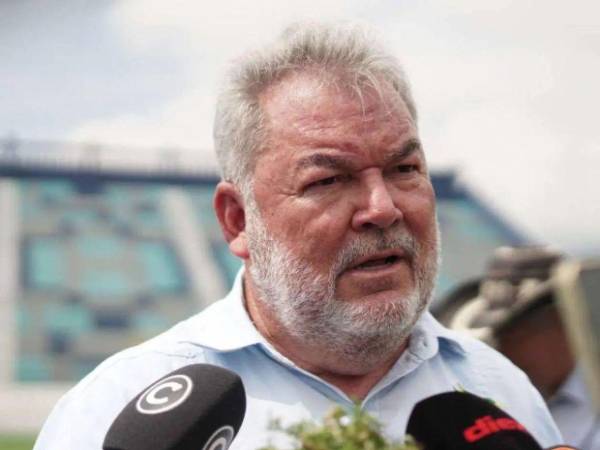 Roberto Contreras aseguró que Salvador Nasralla arrasará en las elecciones del 30 de noviembre pese al respaldo de Donald Trump a Nasry Asfura.