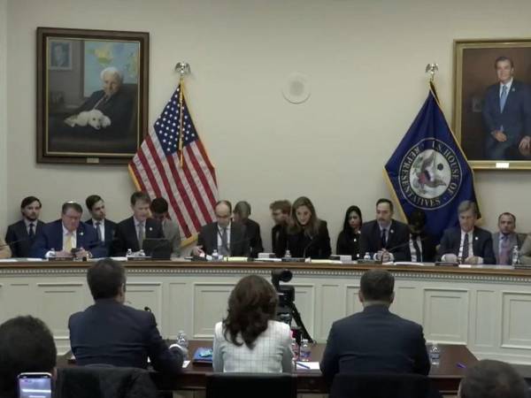 Comité de Asuntos Exteriores del Congreso de EEUU realiza audiencia La democracia en peligro