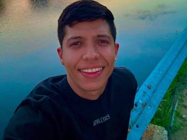 Su familia asegura que contaba con permiso de trabajo, mientras que organizaciones migrantes exigen una investigación independiente sobre el caso