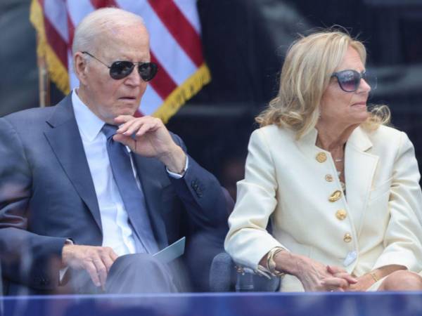 El expresidente de Estados Unidos Joe Biden (i) y su esposa Jill Biden. Imagen de archivo.