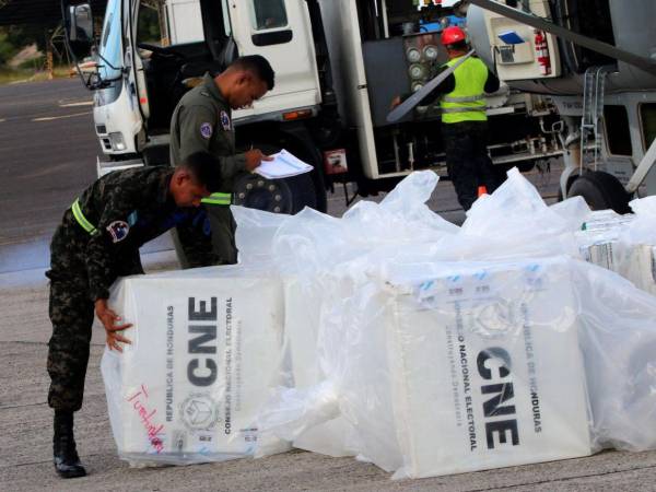 Con más de 500,000 votos en disputa, el CNE presentó el protocolo que regirá el escrutinio especial de 2,700 actas con inconsistencias.