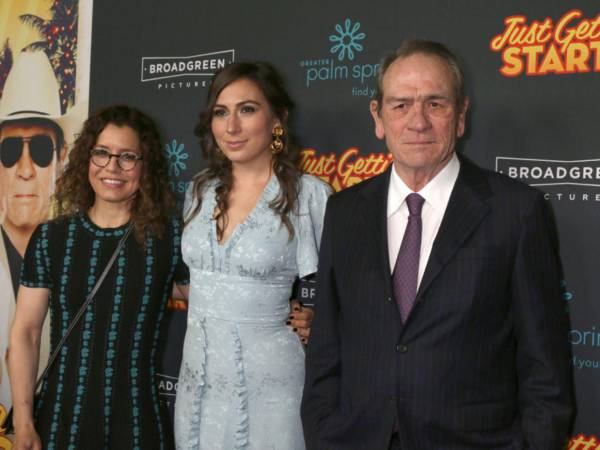 Victoria Jones, hija del actor Tommy Lee Jones, mantenía un historial de conflictos con la justicia antes de su muerte a los 34 años en un hotel de San Francisco durante la madrugada del Año Nuevo.