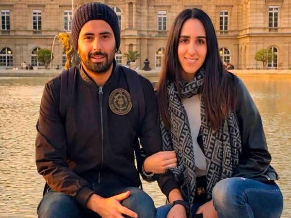 La masacre que terminó con la vida del famoso tecladista y fundador de la banda Camilo Séptimo, Jonathan Meléndez, su esposa, su hija de tres años y otro bebé que estaba en camino, de su empleada y hasta de la mascota de la familia, sigue conmocionando a México y diversos países del mundo. ¿Quién era la esposa del músico? A continuación los detalles.