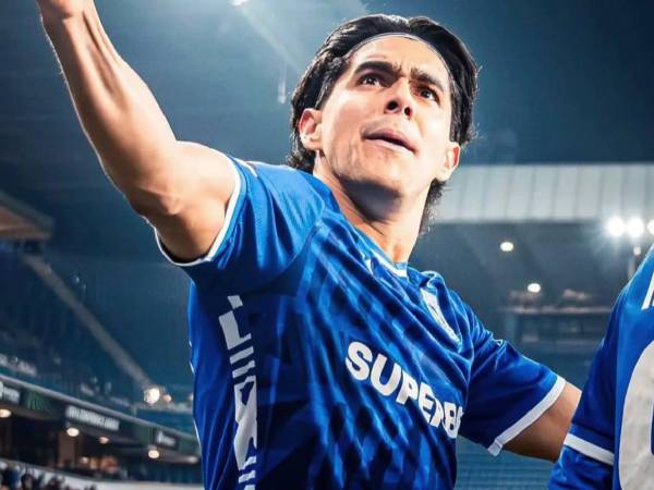 Palma ingresó de cambio en el triunfo ante Legia Varsovia ​​​​.