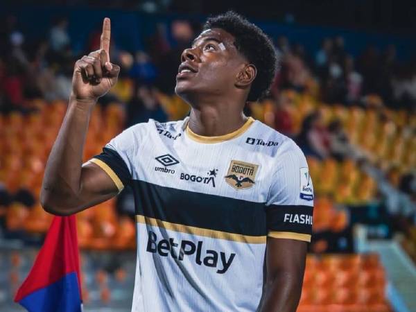 Hoy se dio por cerrada la negociación entre Necaxa y el club suizo. .