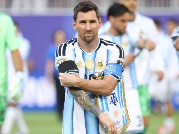 Lionel Messi dio una asistencia en el triunfo de Argentina sobre Suiza.