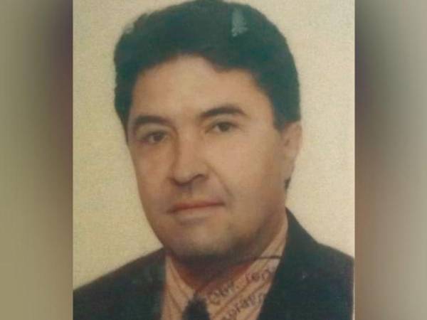 El cadáver permanece en Medicina Forense a la espera de que lleguen para ser reclamado