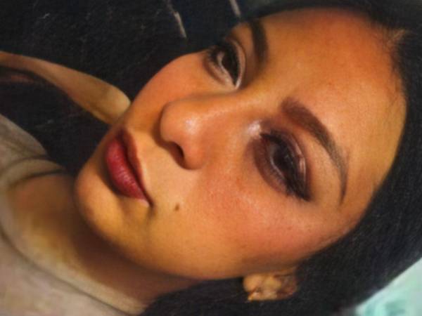 La Fiscalía de la Ciudad de México inició una investigación por el feminicidio de una joven de 21 años, reportada como desaparecida desde el pasado miércoles, y quien fue hallada sin vida este viernes, al interior del edificio donde fue vista por última vez.