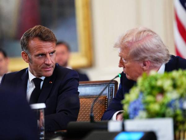 El comentario de Trump a Macron lo hizo antes de iniciar una reunión con Zelenski.