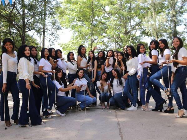 Los desfiles del 15 de septiembre en honor de los 204 años de la independencia patria están a poco de comenzar, por lo que las bellas palillonas del Instituto Tecnológico de Administración de Empresas (Intae) siguen puliendo sus coreografías para su participación, ¿quiénes integran el cuadro de palillonas? Aquí el listado.