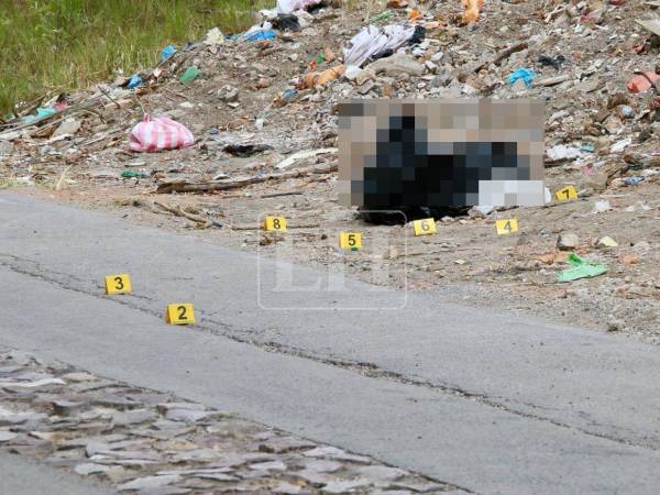 En el sector de Nueva Aldea de la capital Distrito Central se reportó el dantesco hallazgo de un cuerpo de una persona sin vida, a quien dejaron en el interior de una bolsa. Más detalles del crimen a continuación.