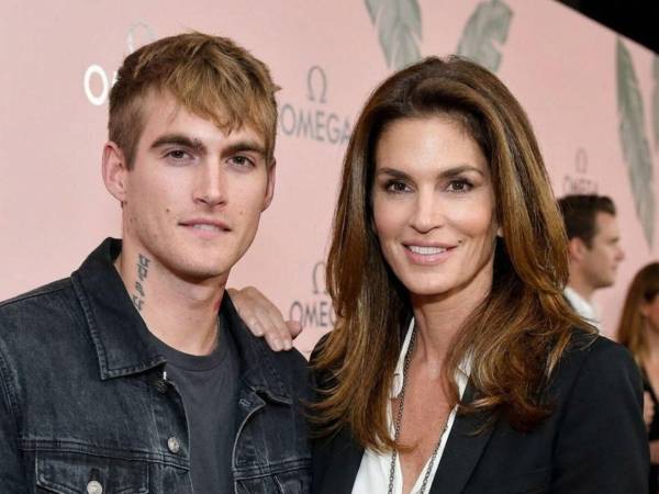 El pasado domingo 20 de septiembre falleció Presley Gerber, a sus 27 años. El joven era hijo de la legendaria supermodelo Cindy Crawford y tenía rasgos físicos muy marcados que compartía con su madre. Aquí los detalles.