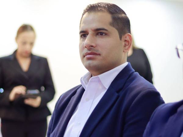 El diputado Jhosy Toscano fue elegido por el partido Liberal para sustituir a Ana Paola Hall en el Consejo Nacional Electoral (CNE), caracterizándose por ser un crítico del oficialismo. A continuación, sus frases más destacadas.