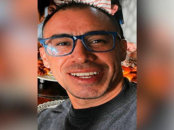 La comunidad educativa de Bogotá se encuentra consternada tras el hallazgo del cadáver de Kevin Santiago Ángel Garzón, un querido docente de 31 años. Sus restos fueron hallados recientemente tras haber permanecido en calidad de desaparecido en la capital colombiana. ¿Lo torturaron? Esto se sabe del caso.