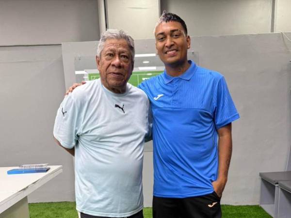 Ramón Maradiaga mostró mucho caracter en el camerino ante los tiktokers de Honduras.