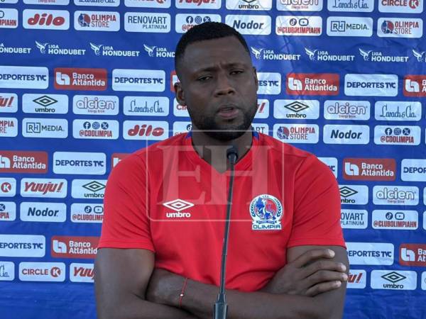 Yustin sorprendió a todos con sus declaraciones en conferencia de prensa.