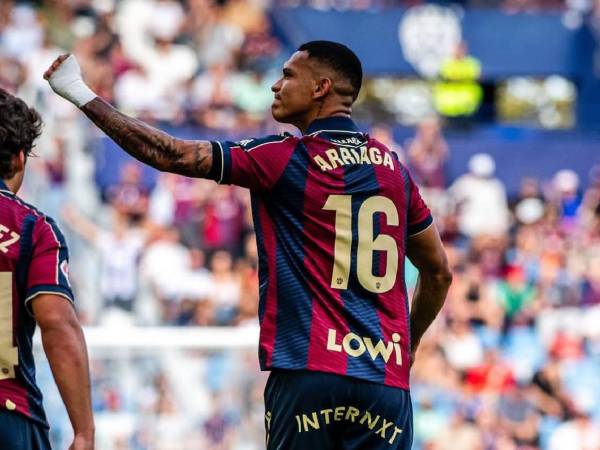 El catracho debe ir gradualmente aumentando la exigencia física y los posibles impactos con la cabeza.