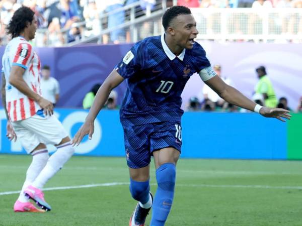 Kylian Mbappé llegó a 19 goles en la historia de los mundiales con Francia.